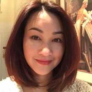 Meet your Posher, Elaine-Đan